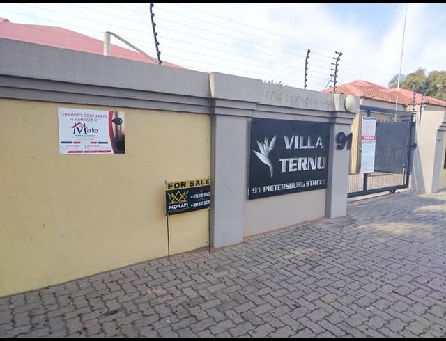 3 BEDROOM TOWNHOUSE FOR SALE IN LADANNA